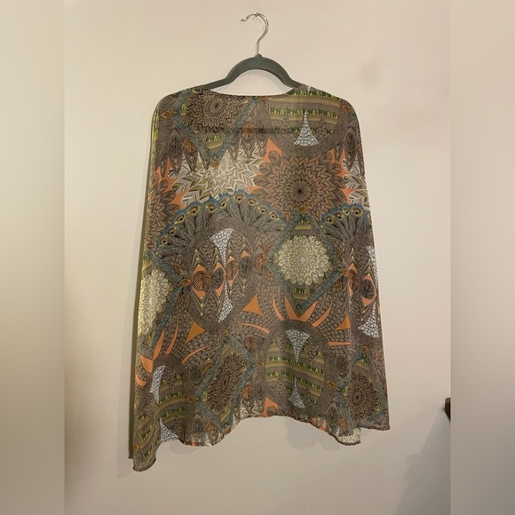 Umgee Brown and Colorful Shaw With Pom Fringe - Picture 4 of 4